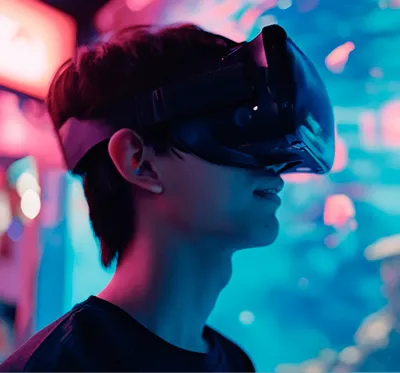 Augmented Reality (AR) & Virtual Reality (VR)